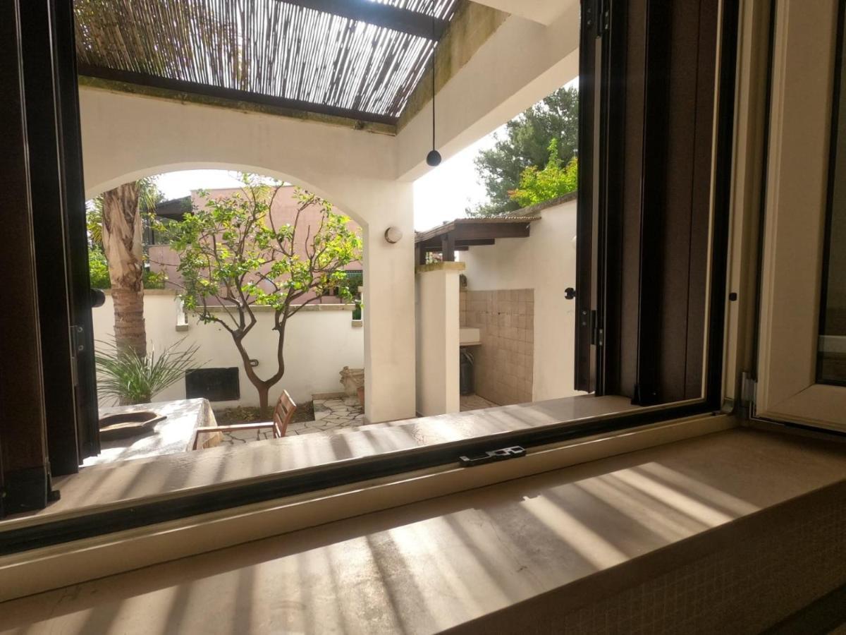 Odegos Mono & Trilo Bed & Breakfast Torre dell'Orso Luaran gambar