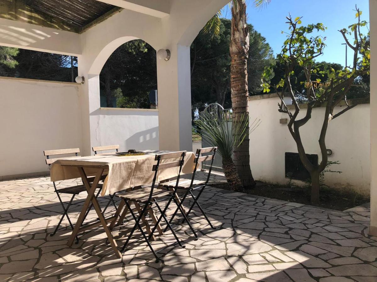 Odegos Mono & Trilo Bed & Breakfast Torre dell'Orso Luaran gambar