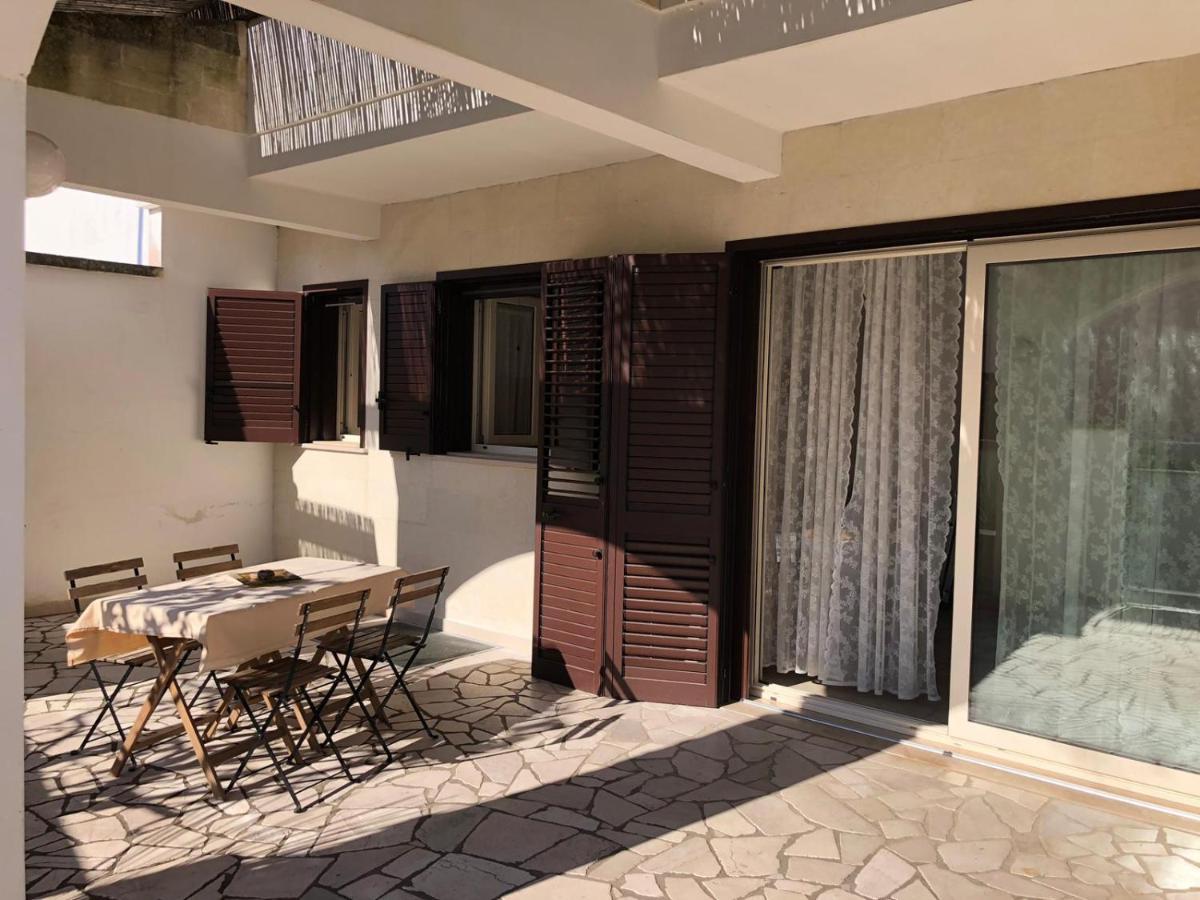 Odegos Mono & Trilo Bed & Breakfast Torre dell'Orso Luaran gambar