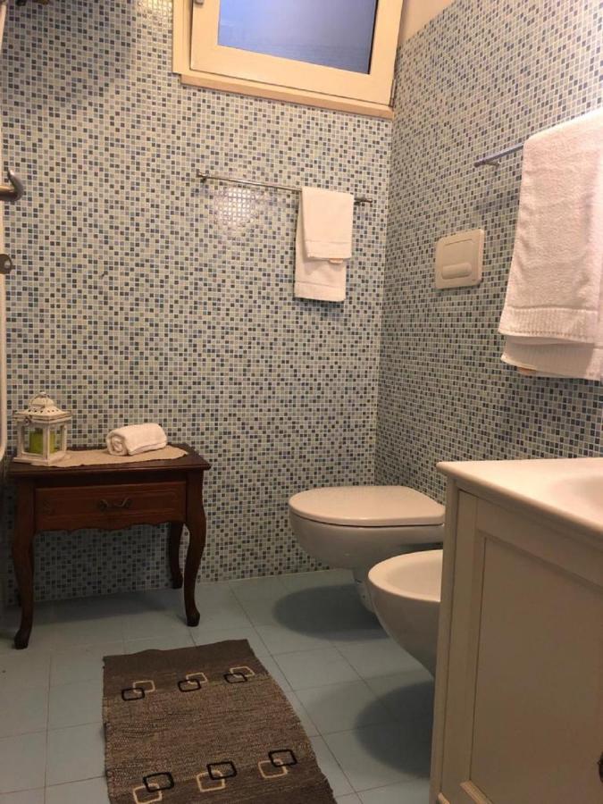 Odegos Mono & Trilo Bed & Breakfast Torre dell'Orso Luaran gambar